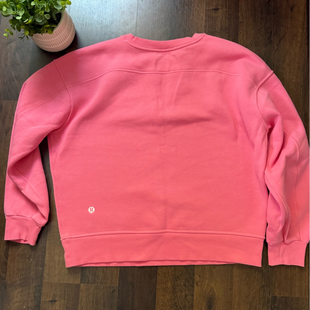 Lululemon Sweatshirt & Shorts Bundle - Picture 7 of 15